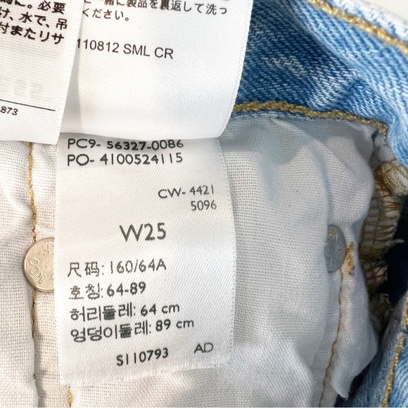 LEVI’S 501 BUTTON FLY CUT OFF LIGHT DENIM JEAN SHORTS WOMENS SZ 25 - Picture 6 of 6